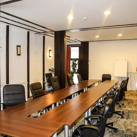 Hotel Regina Sinaia Dış mekan fotoğraf